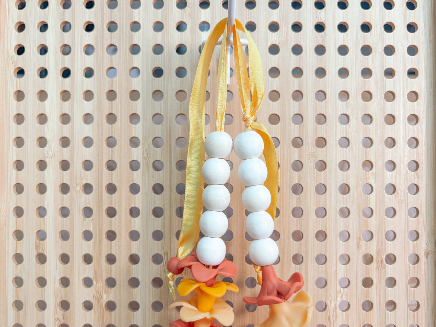 Tri-Color Puakenikeni Car Lei