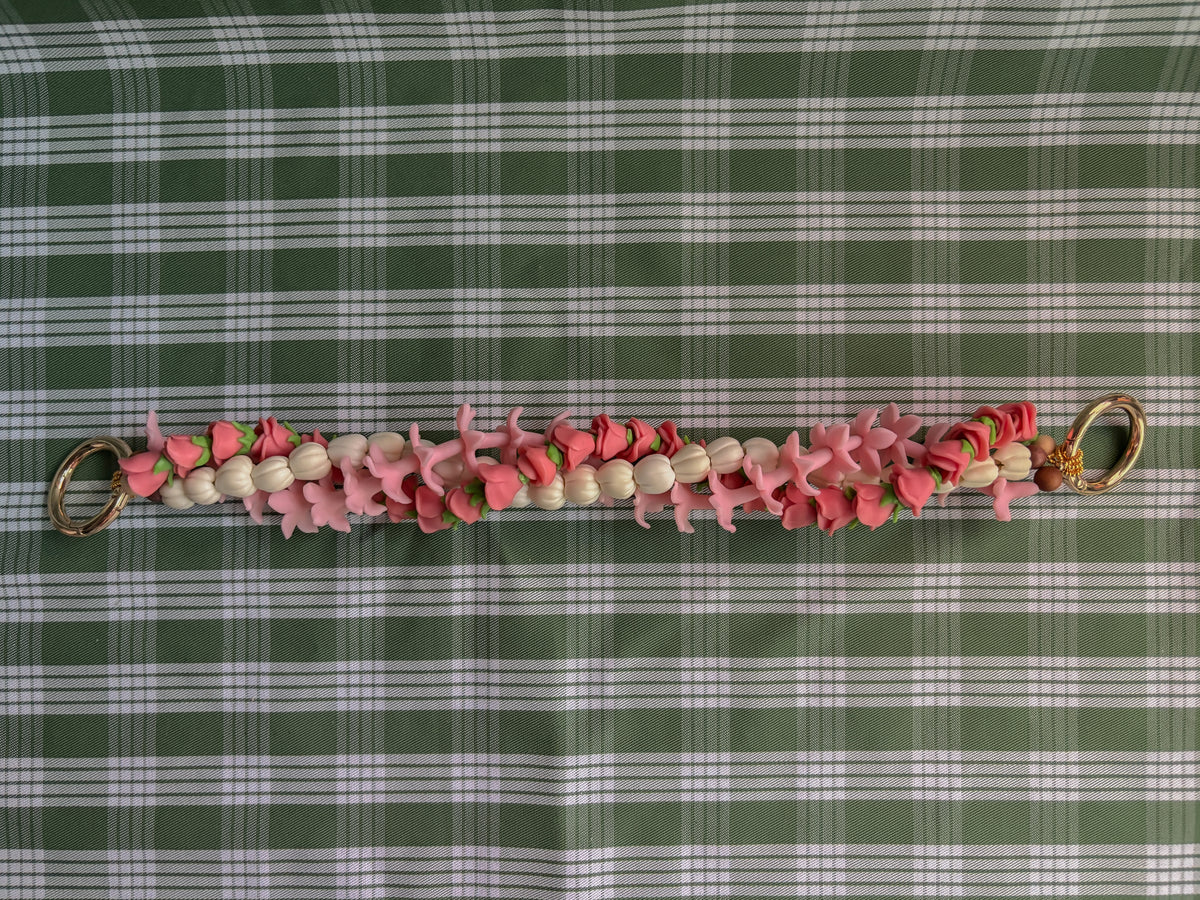 Triple Twisted Forever Lei