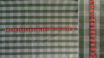 Triple Stacked Forever Lei